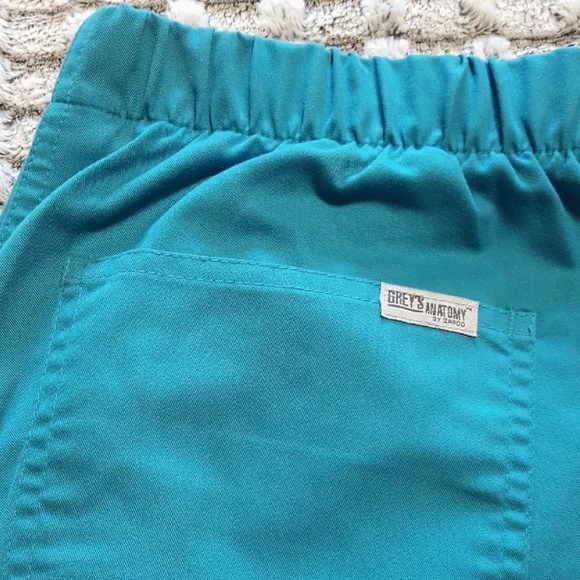 Grey's Anatomy Scrub Pants - Picture 3 of 4